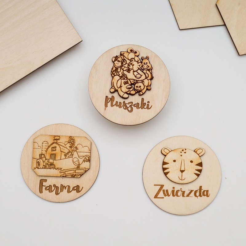 Drewniane etykiety na pudełka z zabawkami – piktogramy do segregacji